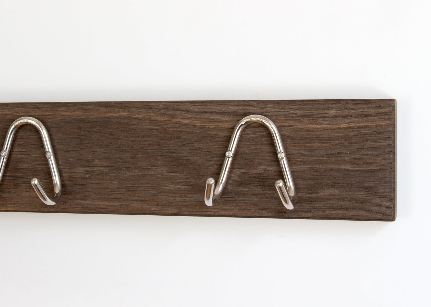 Knagerække med 2 dobbelt knager, røget eg